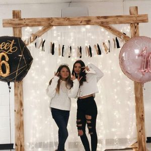 Meet your Posher, Olivia